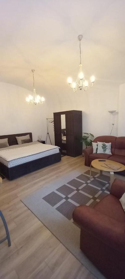 Luna Oradea Exterior foto