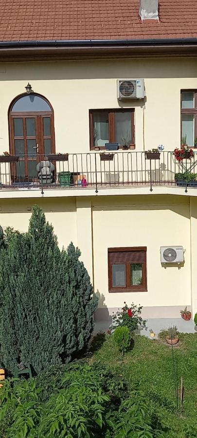 Luna Oradea Exterior foto